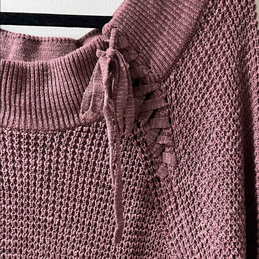 Express Mauve Knit Sweater - Picture 4 of 4